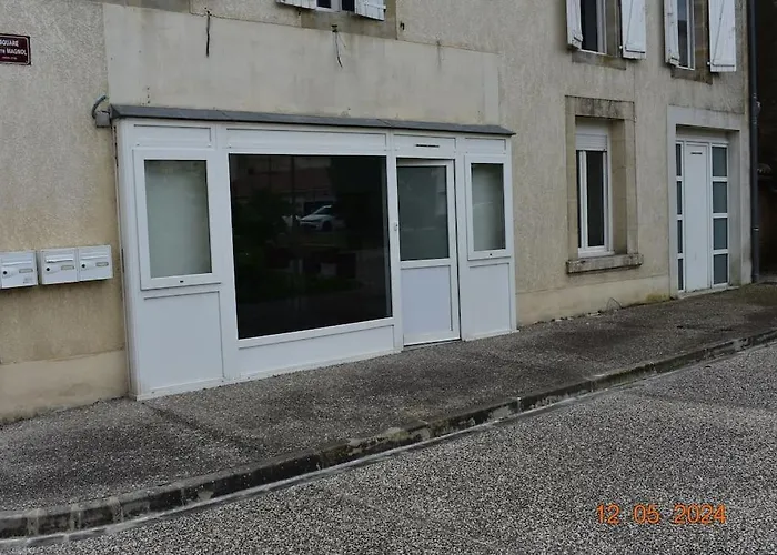 Rdc Au Cœur Du Village Appartement